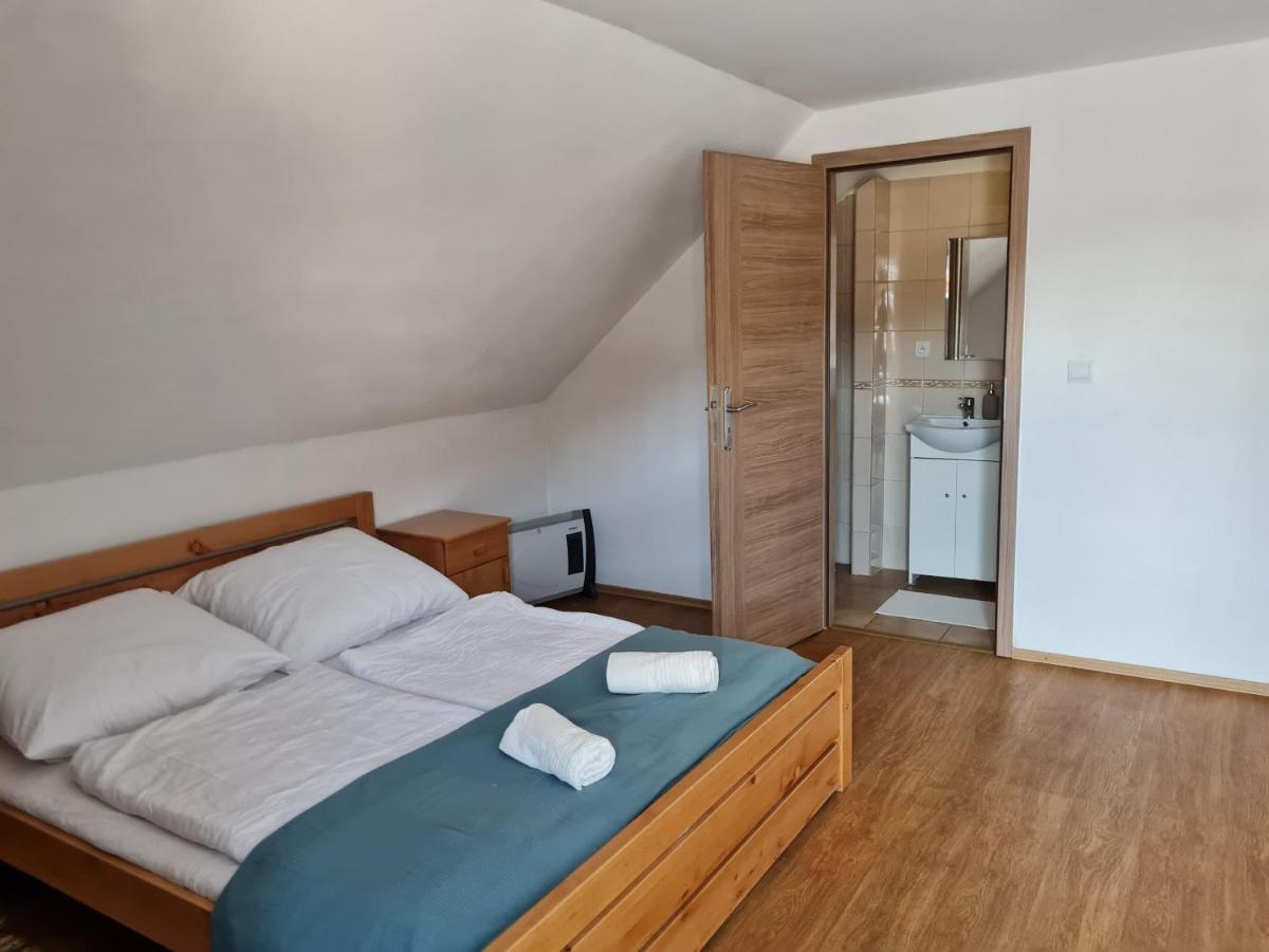 Hotel Stary Dom Oravská Polhora Esterno foto