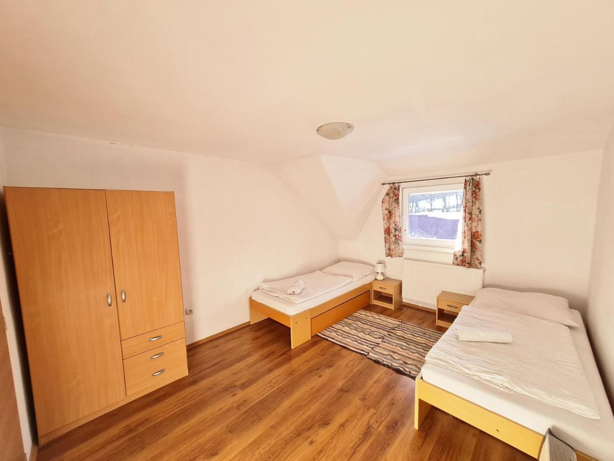 Hotel Stary Dom Oravská Polhora Esterno foto